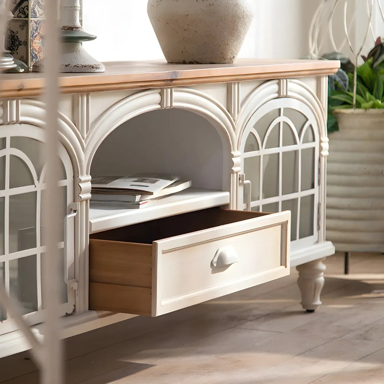 Mobile TV 59" in legno bianco ad arco, stile Country francese, con spazio contenitore