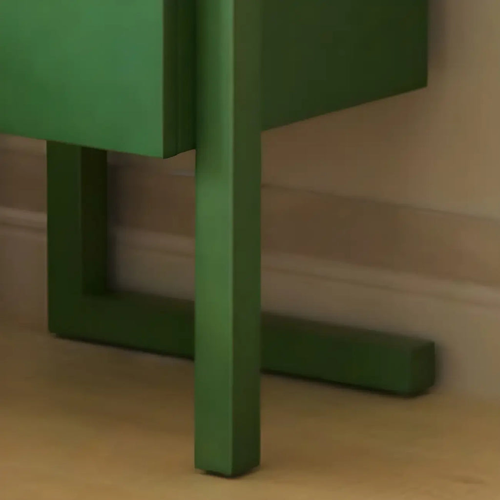 Table de chevet étroite en bois vert à 1 tiroir