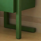 Table de chevet étroite en bois vert à 1 tiroir