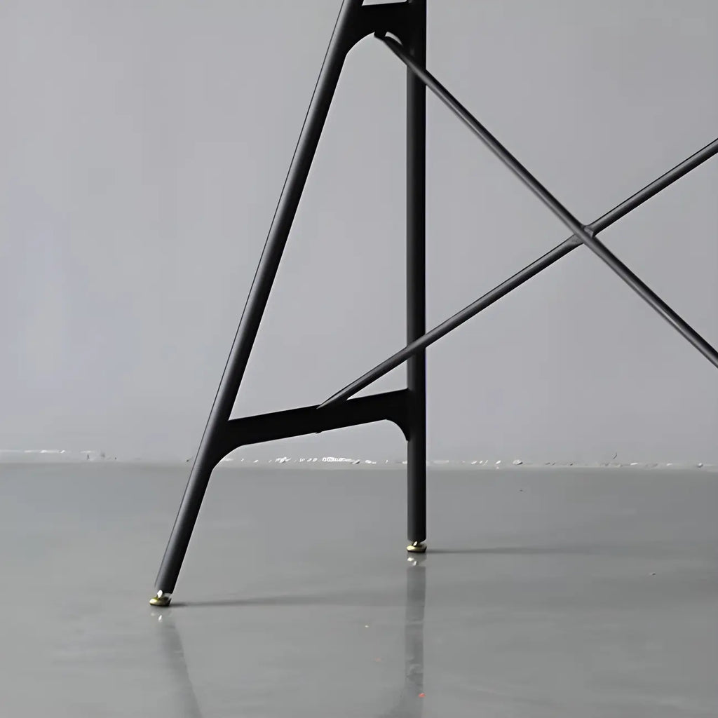 Tables de bar industrielles légères en bois noir et métal imitation bois