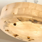 Luxueux lustre cylindrique en albâtre doré