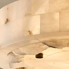 Luxueux lustre cylindrique en albâtre doré