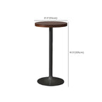 Tables de bar industrielles en bois brun et métal sur pied