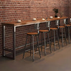 Tables de bar industrielles en pin brun, bois et métal, tréteaux