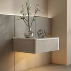 Table de chevet suspendue moderne en bois gris avec plateau en verre