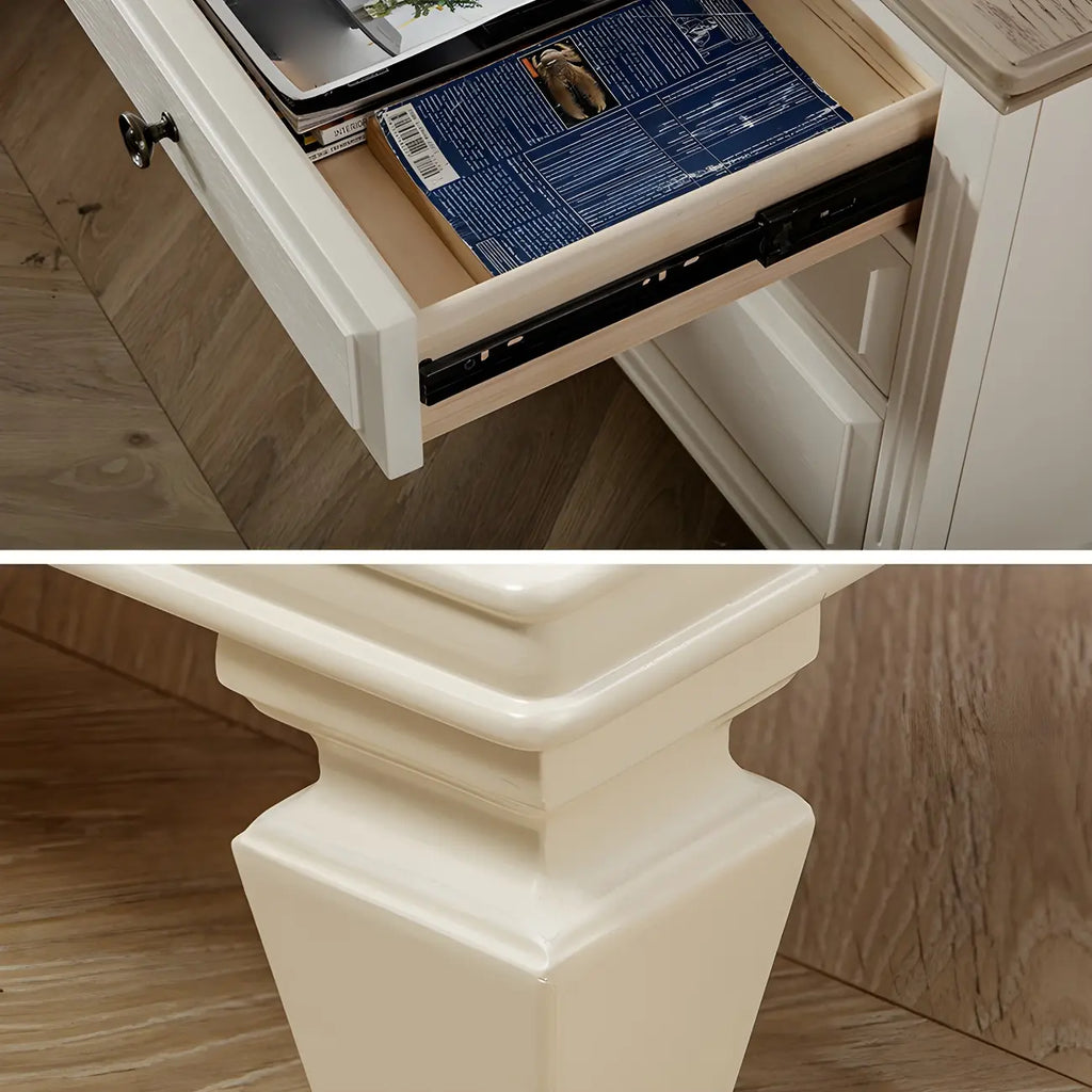 Table de chevet standard à 3 tiroirs en chêne beige