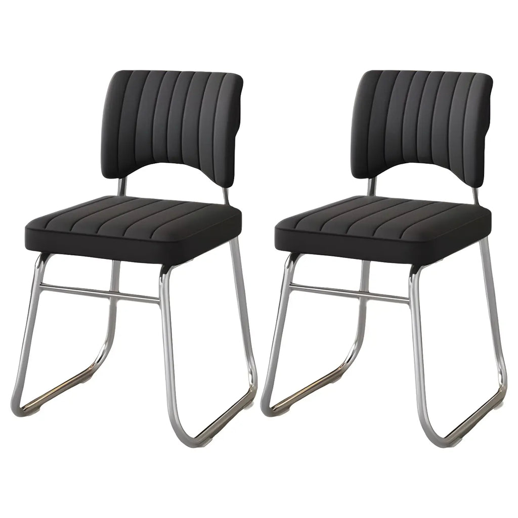 Sedia da ufficio moderna in acciaio nero con rivestimento in pelle