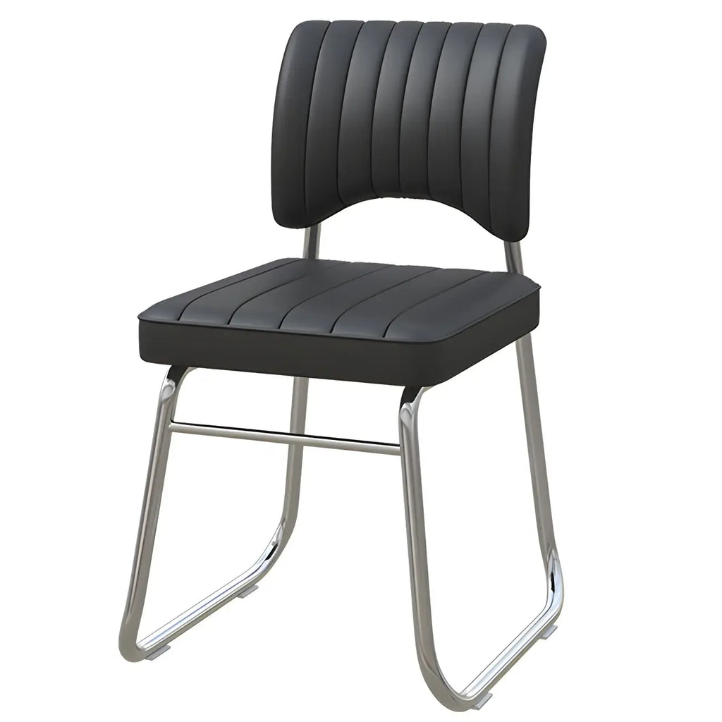 Sedia da ufficio moderna in acciaio nero con rivestimento in pelle