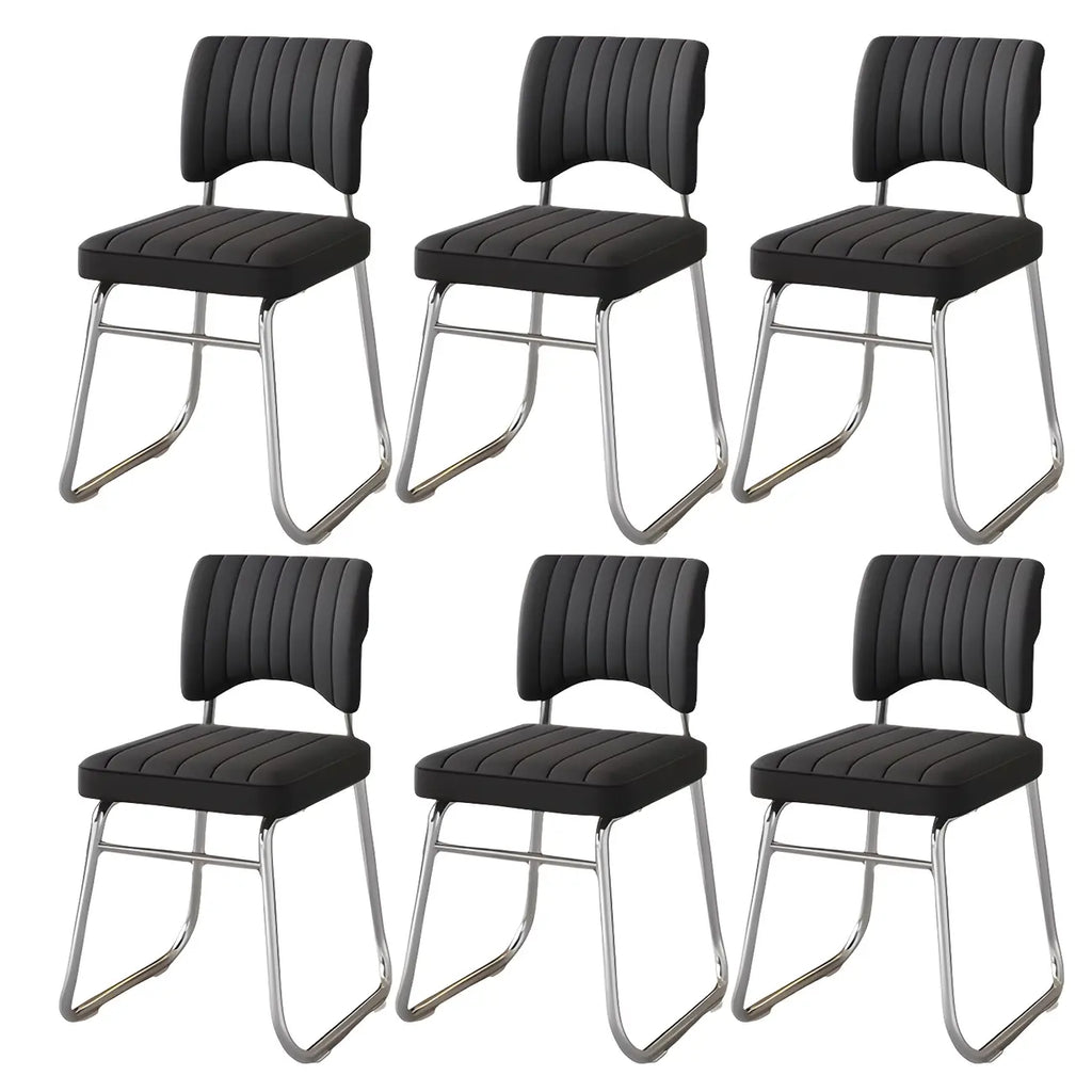 Sedia da ufficio moderna in acciaio nero con rivestimento in pelle