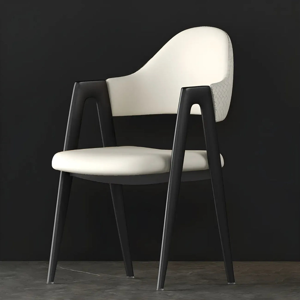 Chaise de salle à manger moderne en cuir avec dossier incurvé et accoudoirs ouverts