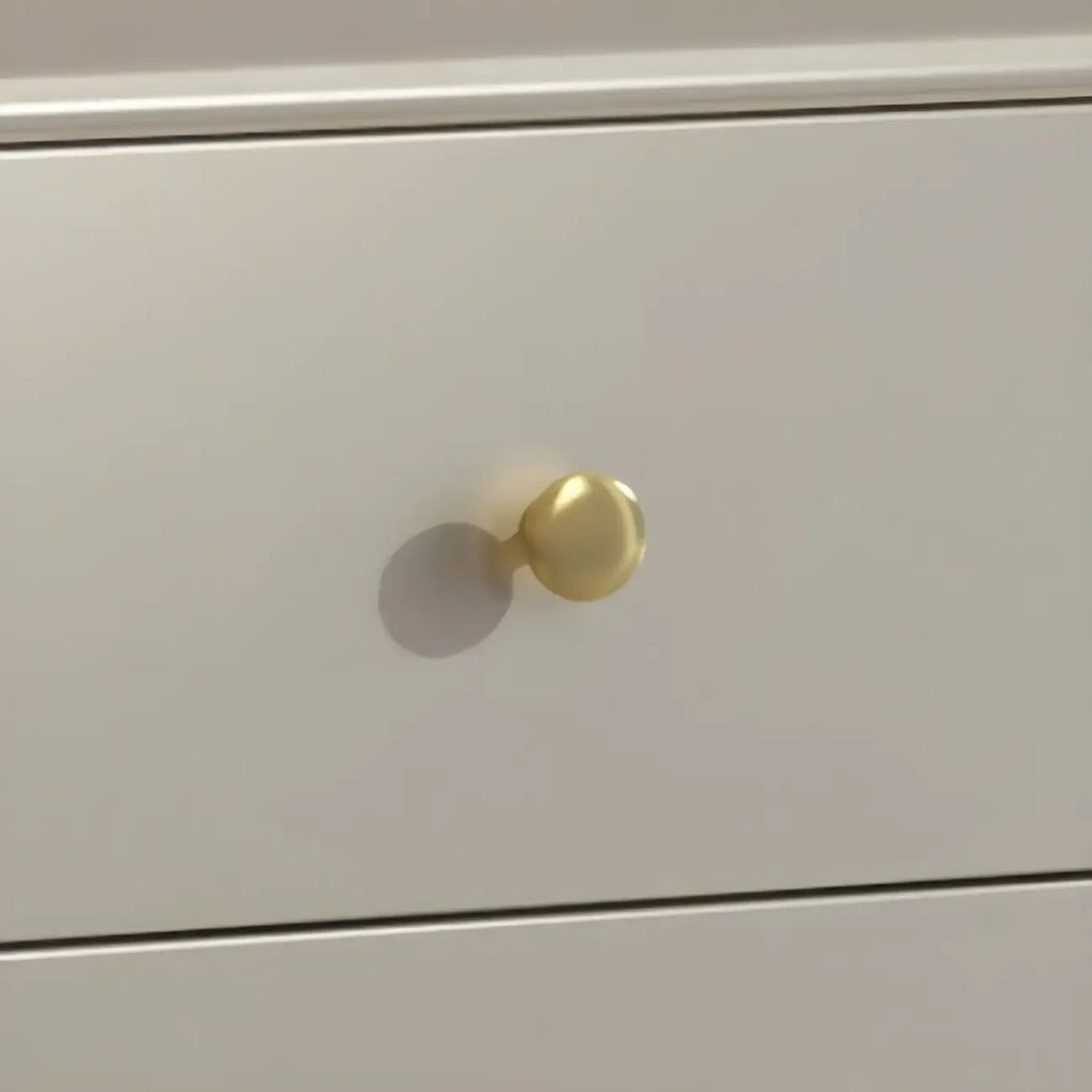 Commodes et chiffonniers élégants en bois blanc cassé avec tiroirs