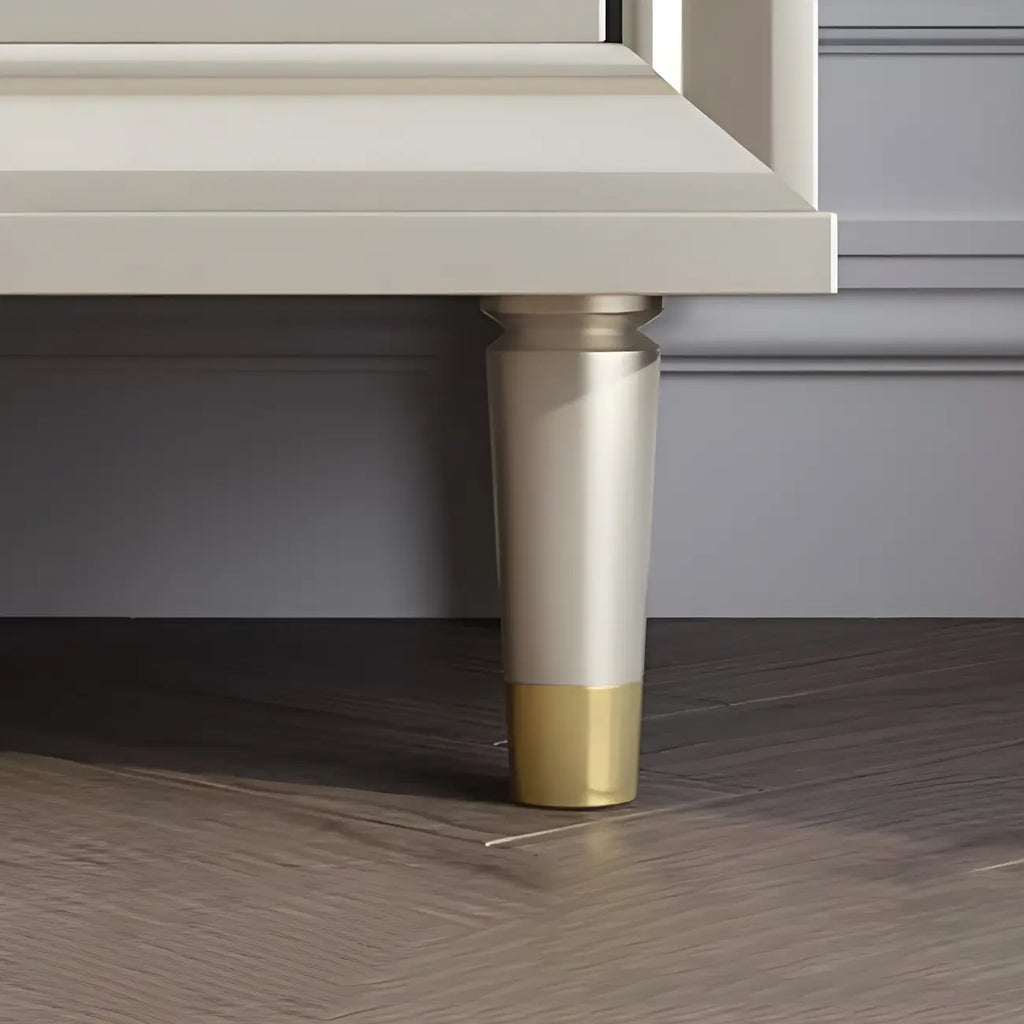 Commodes et chiffonniers élégants en bois blanc cassé avec tiroirs