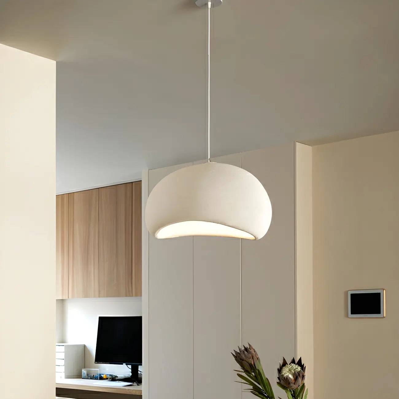 Lampadario a sospensione a cupola in resina bianca stile Art Déco moderno