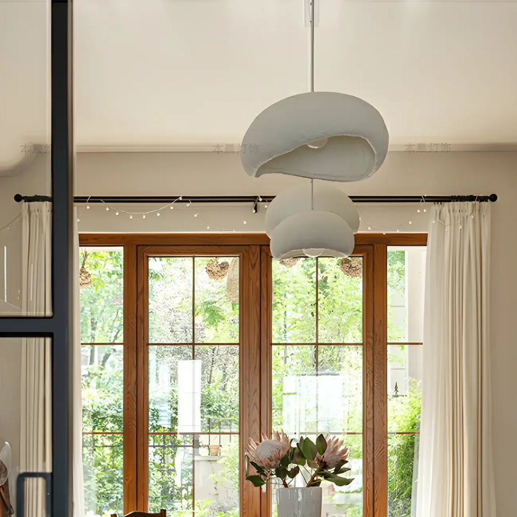 Lampadario a sospensione a cupola in resina bianca stile Art Déco moderno