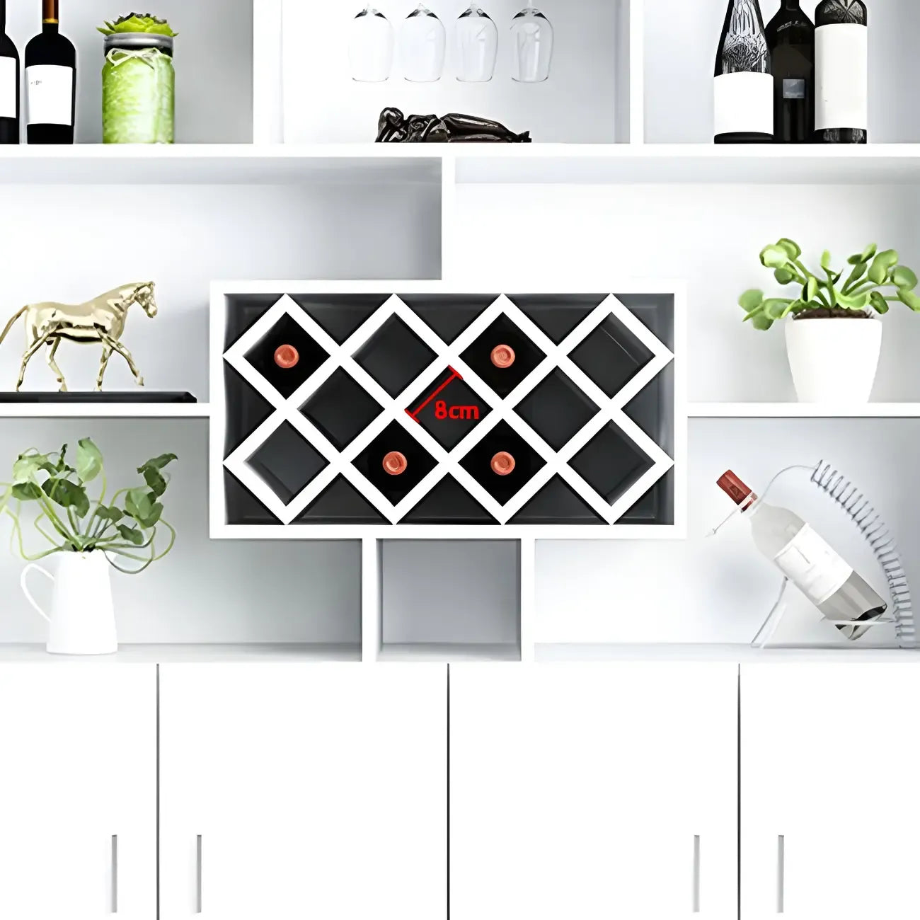 Cave à vin moderne noire, grande, ouverte et empilable en bois.