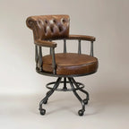 Fauteuil de bureau Chesterfield noir en cuir antique