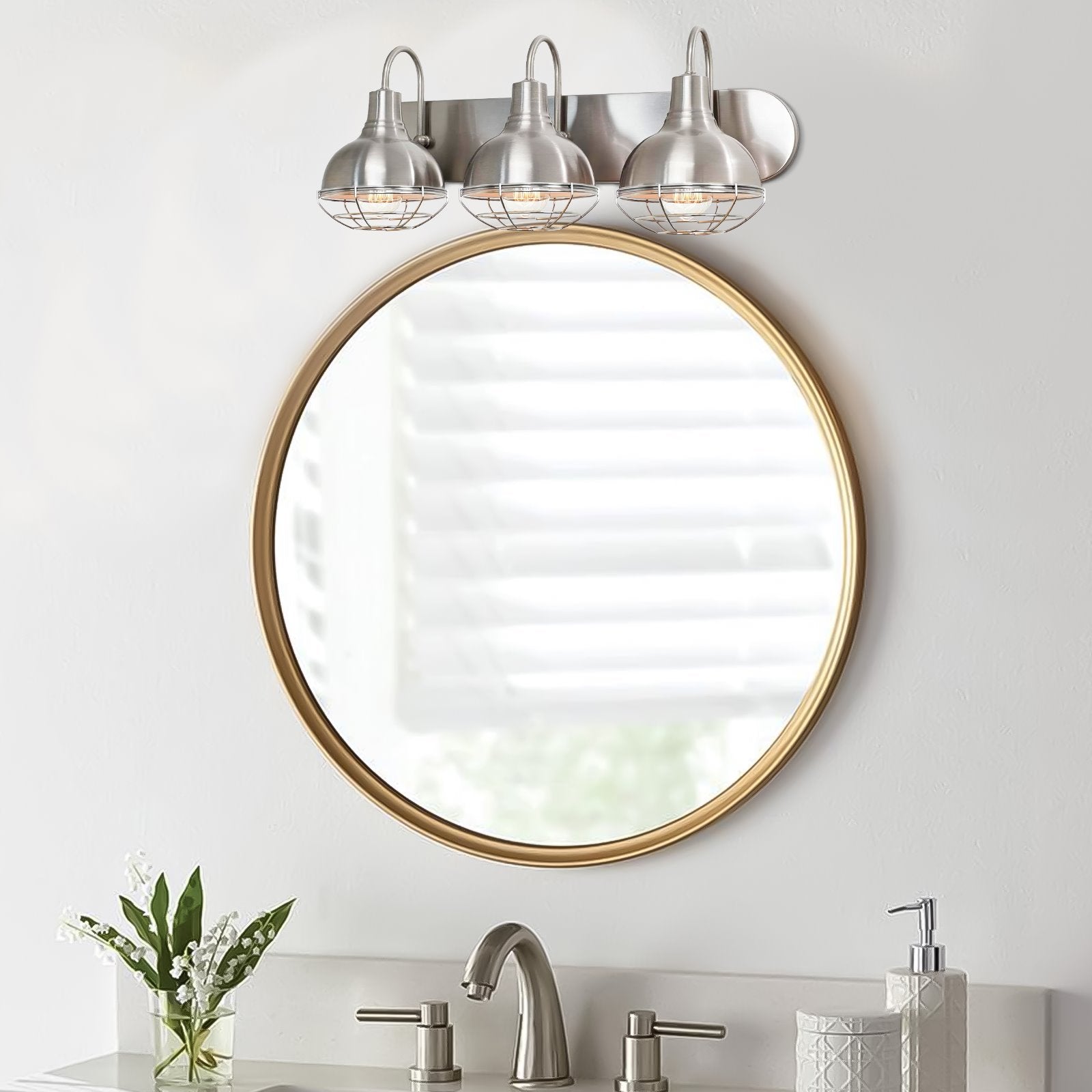 Applique murale Liberty 24 à 3 lumières, style industriel moderne, pour salle de bain.