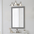 Applique murale Welton 26 à 3 lumières, style ferme moderne, pour salle de bain.