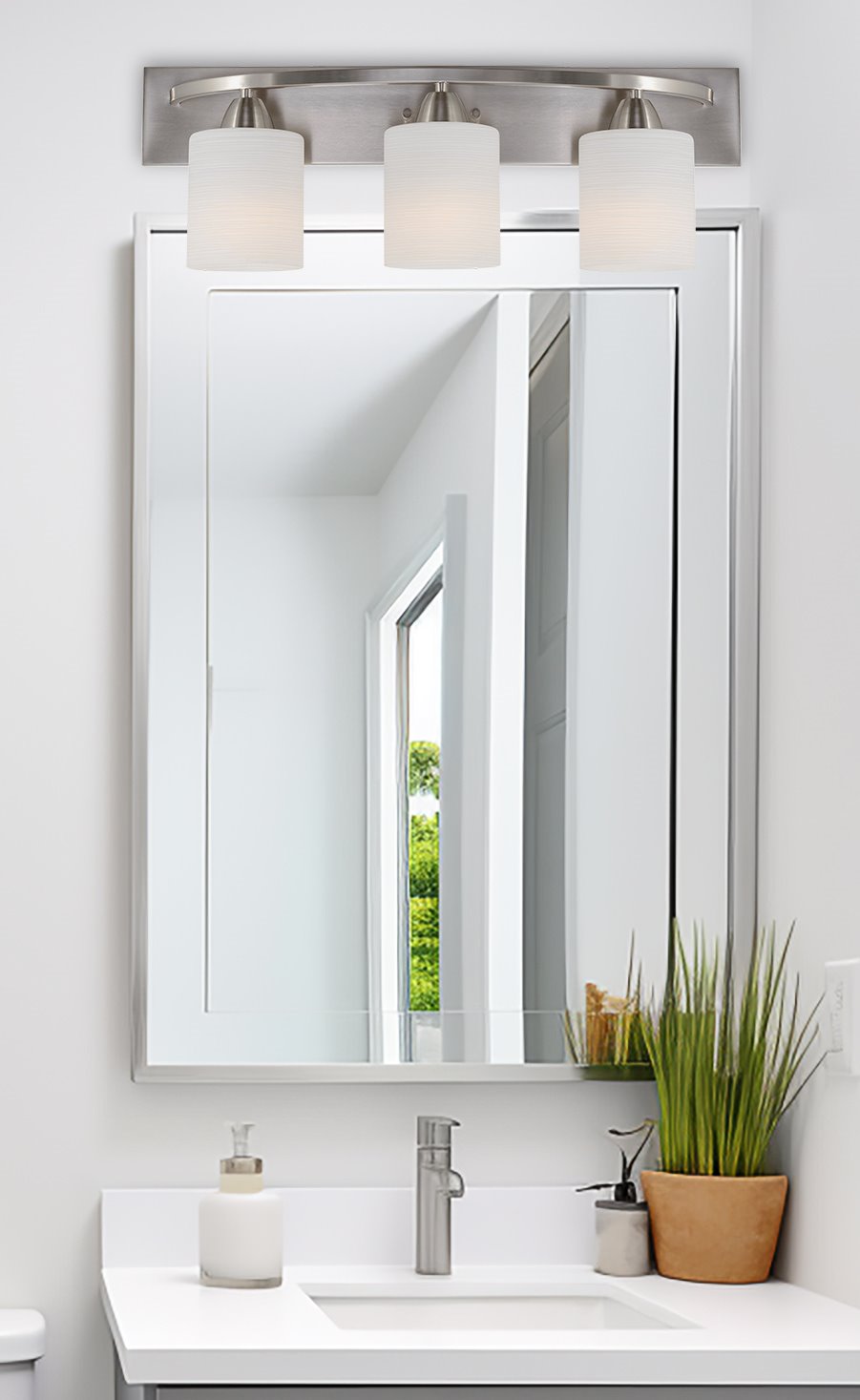 Applique murale moderne Claremont 24 à 3 lumières pour meuble-lavabo/salle de bain