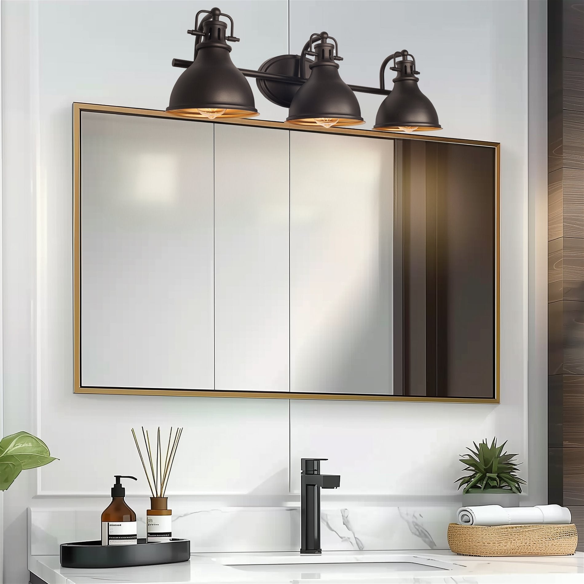 Applique murale traditionnelle à 3 lumières Beacon 27 pour salle de bain/meuble-lavabo