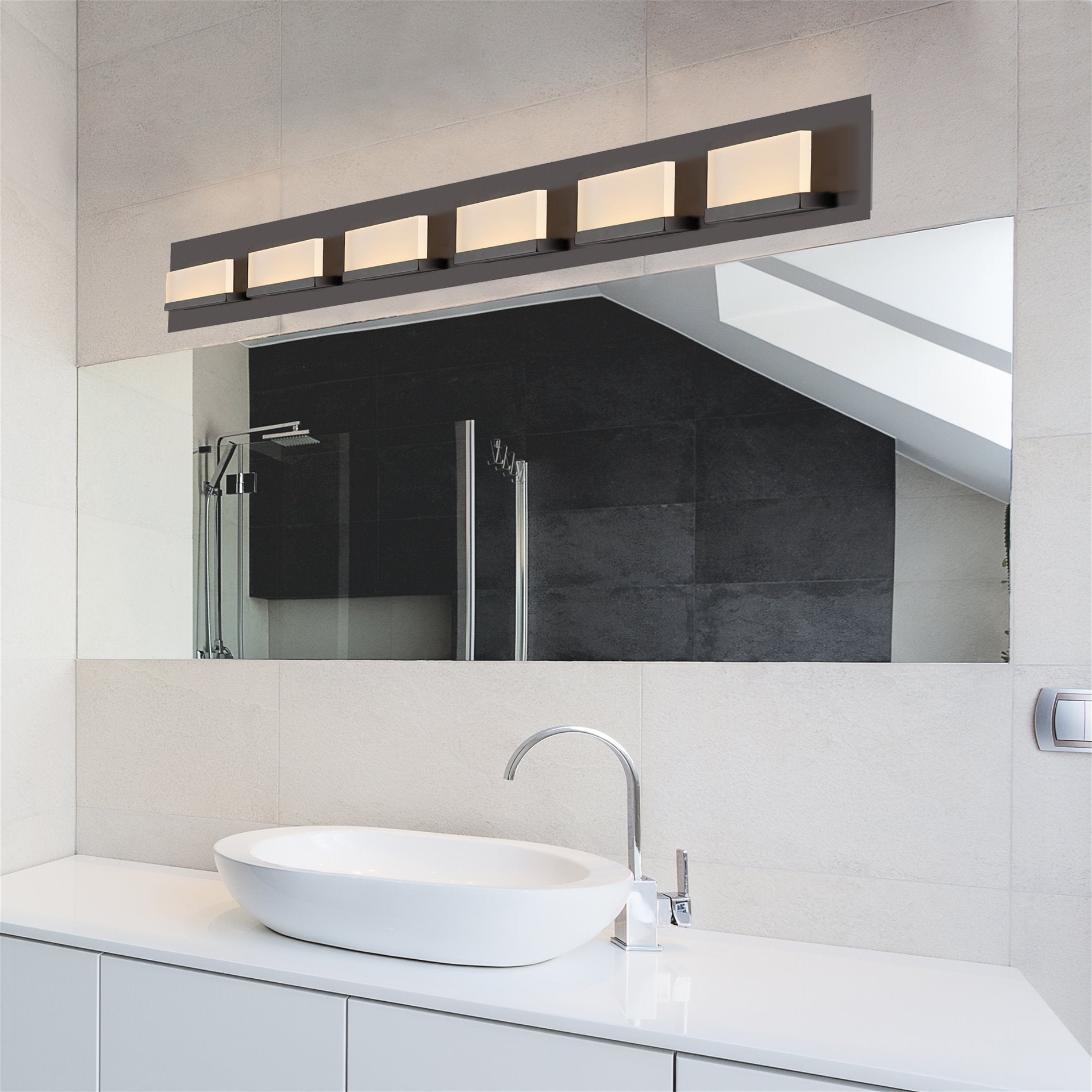 Applique murale moderne Everett 48 à 6 lumières DEL intégrées de 60 W (équivalent 360 W) pour salle de bain/coiffeuse