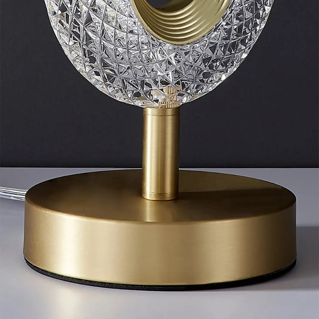 Lampe de table LED Art Déco de luxe en forme d'anneau en laiton doré et acrylique