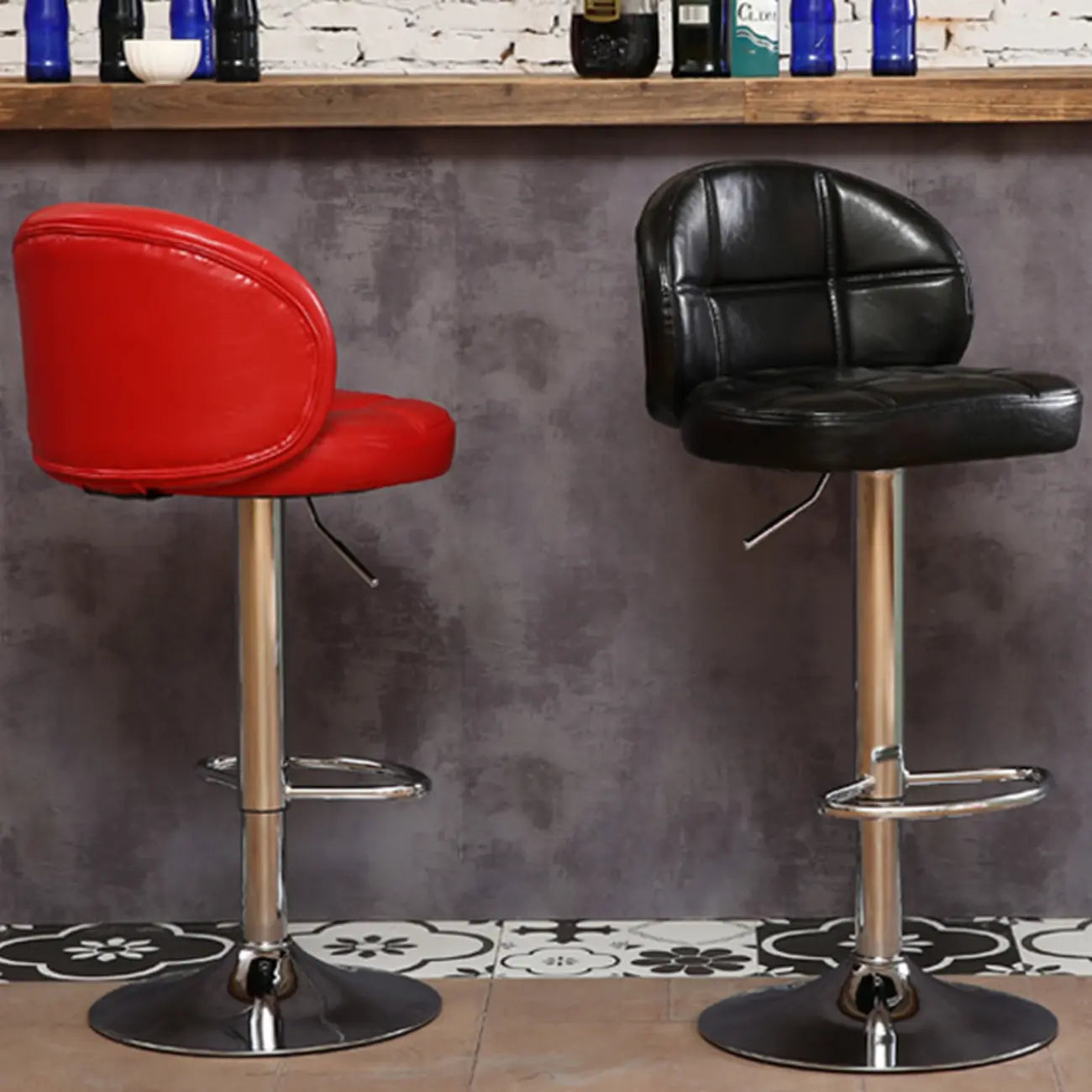 Tabouret de bar pivotant et réglable en cuir contemporain