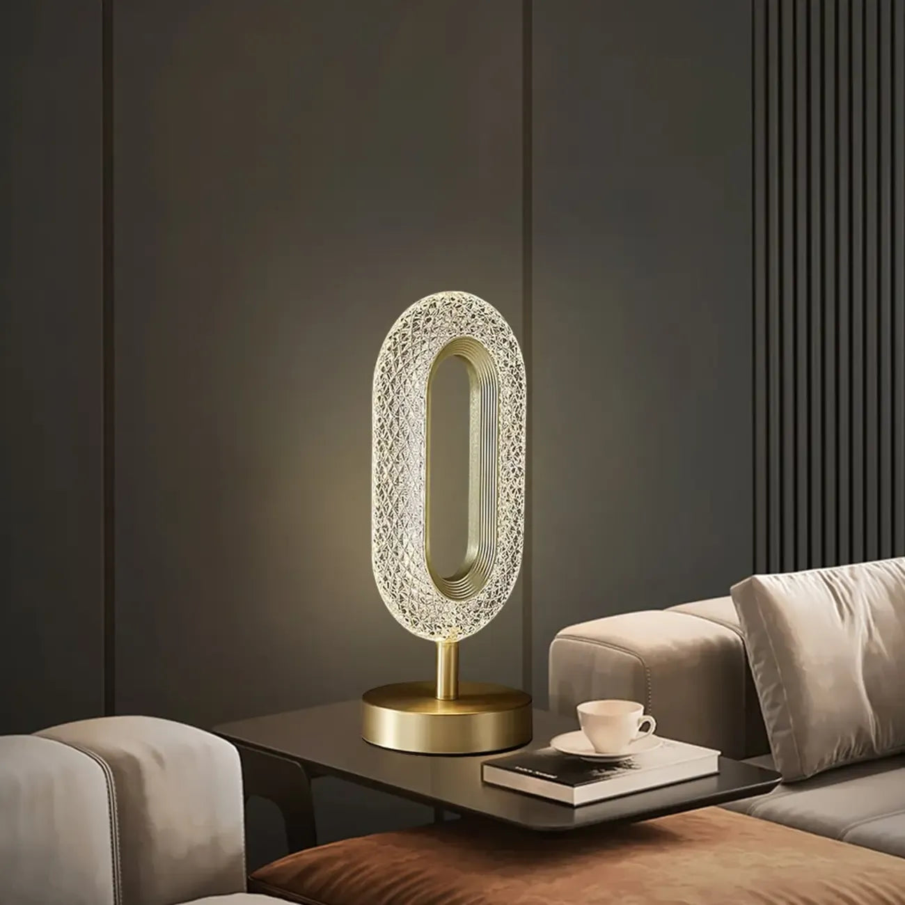 Lampe de table LED Art Déco de luxe en forme d'anneau en laiton doré et acrylique