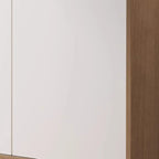 Grand buffet en bois avec portes vitrées et étagère supérieure