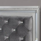 Ensemble de chambre à coucher Seleena Glam Silver Wood 5 pièces avec panneaux capitonnés et port USB par Furniture of America