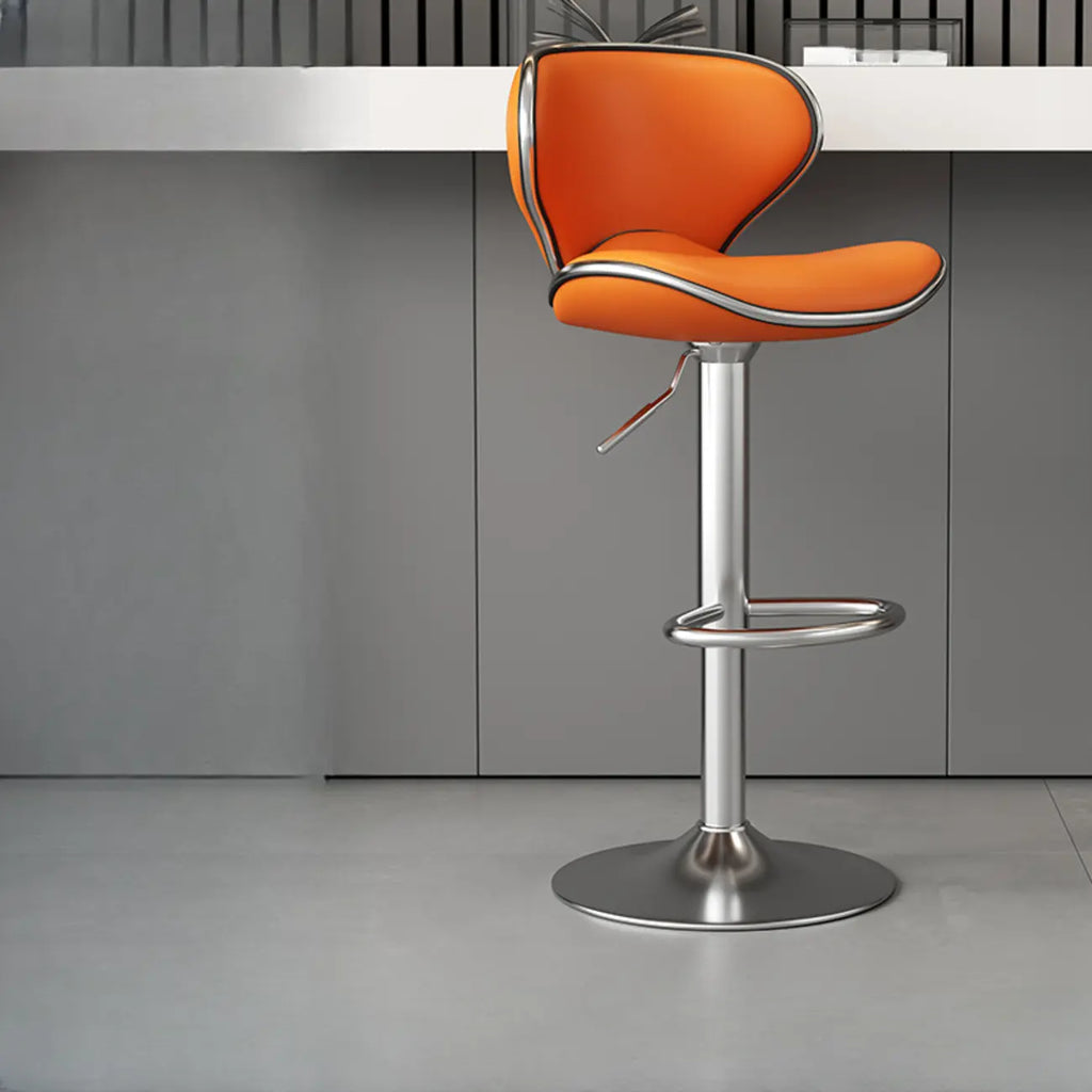 Tabouret de bar pivotant et réglable avec selle rembourrée en cuir