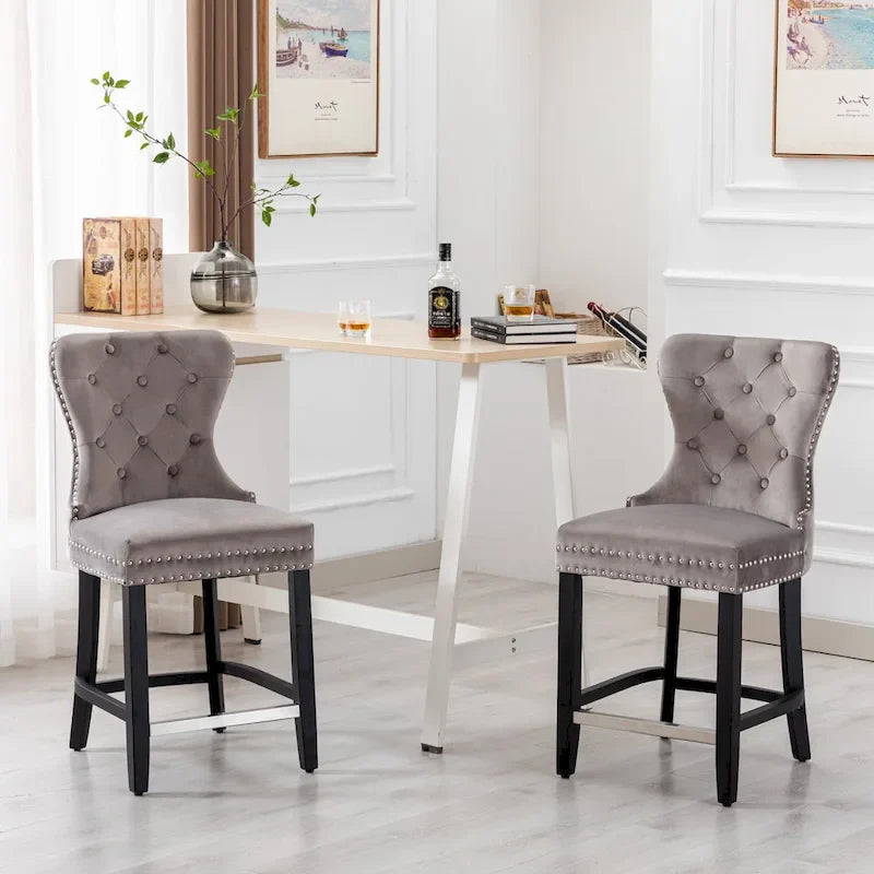 Sgabello da bancone Carter 24 Wingback Tufted Nailhead (set da 2)