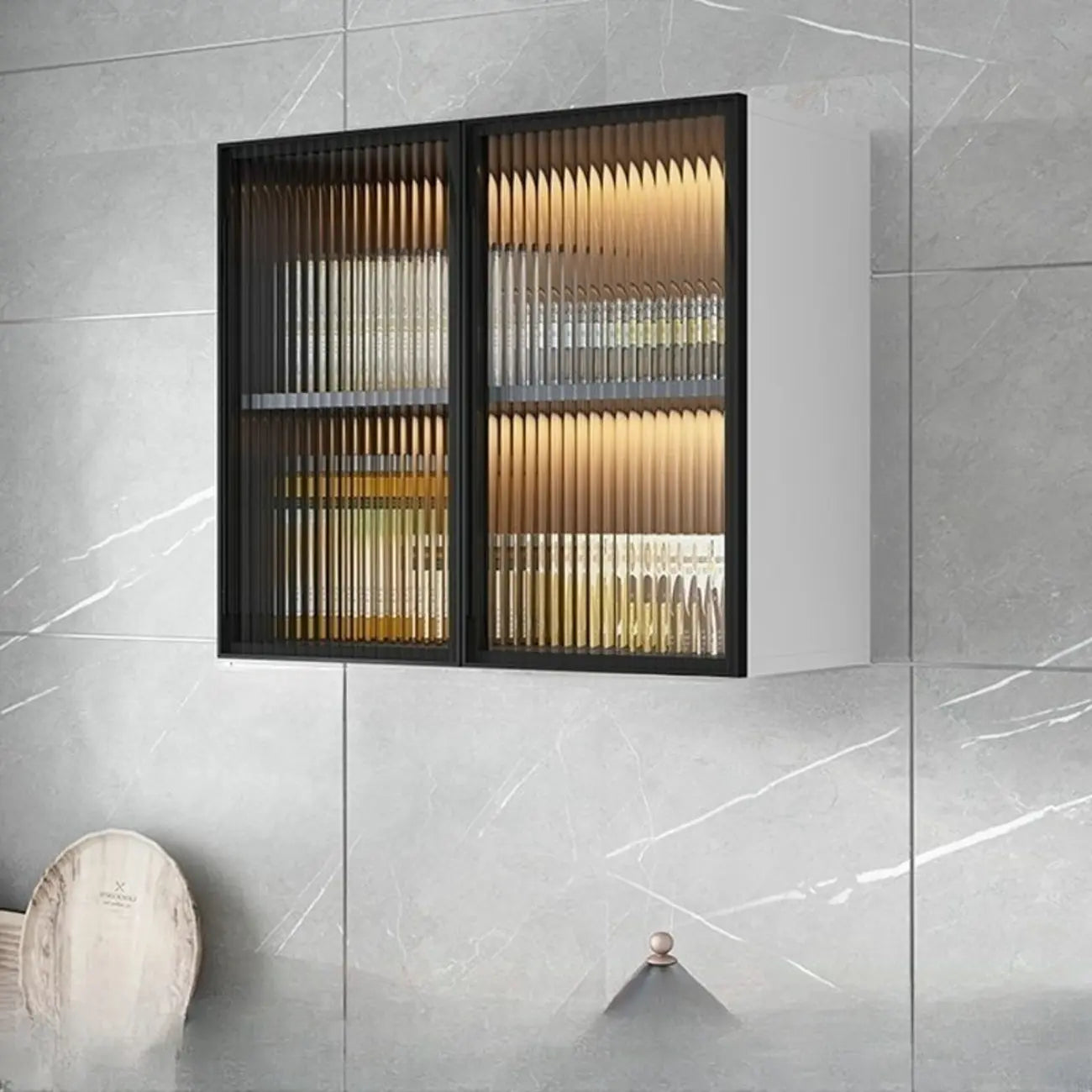 vaisselier mural gris en bois pour cuisine